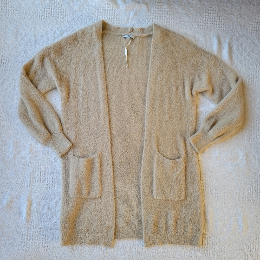 Sioni Long Sleeve Full coverage Soft and Fuzzy Open front Cardigan- Cream beige